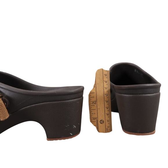 Crocs Shoe Women 9 Clog Slip On Comfort Fashion Rubber Leather Strap Brown Sarah - Picture 7 of 16